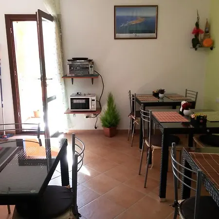 招待所 西尼斯雕像旅馆 Càbras