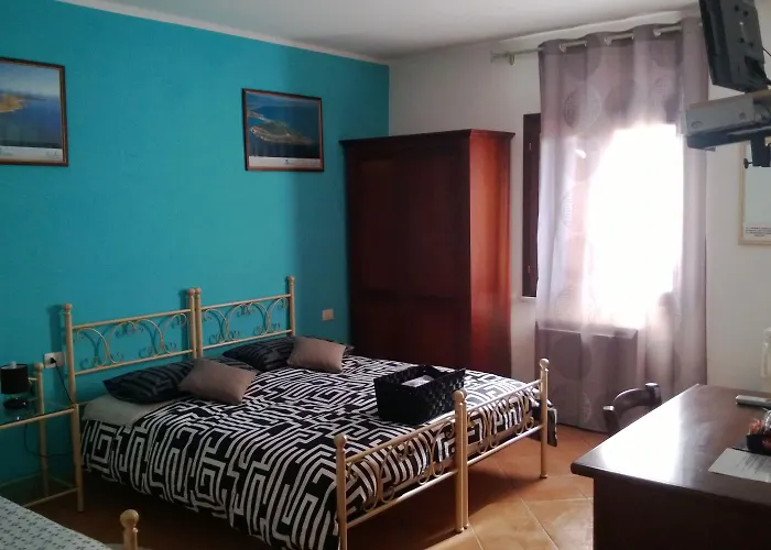 Le Statue Del Sinis Гостевой дом Кабрас